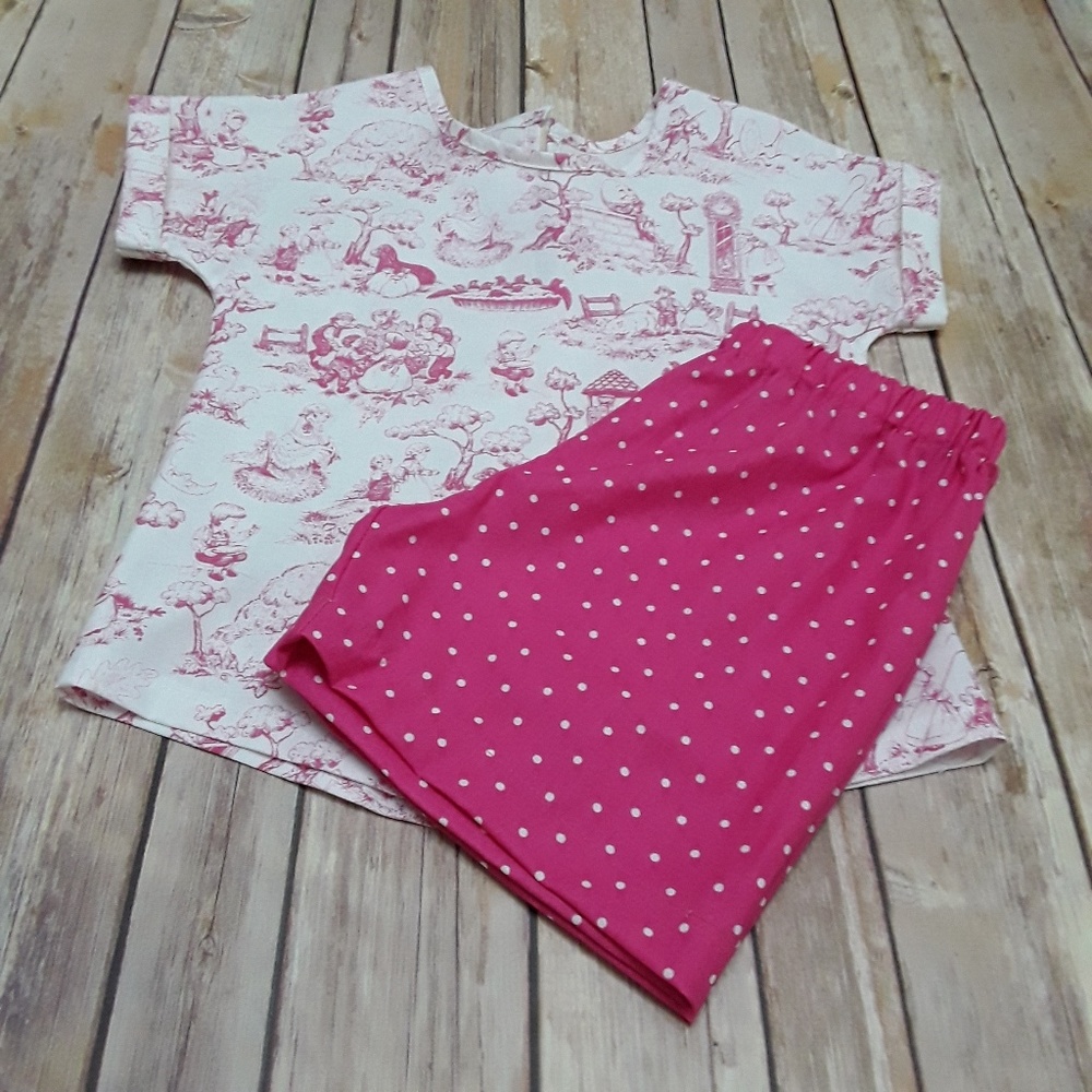 Pink shorts set size 4